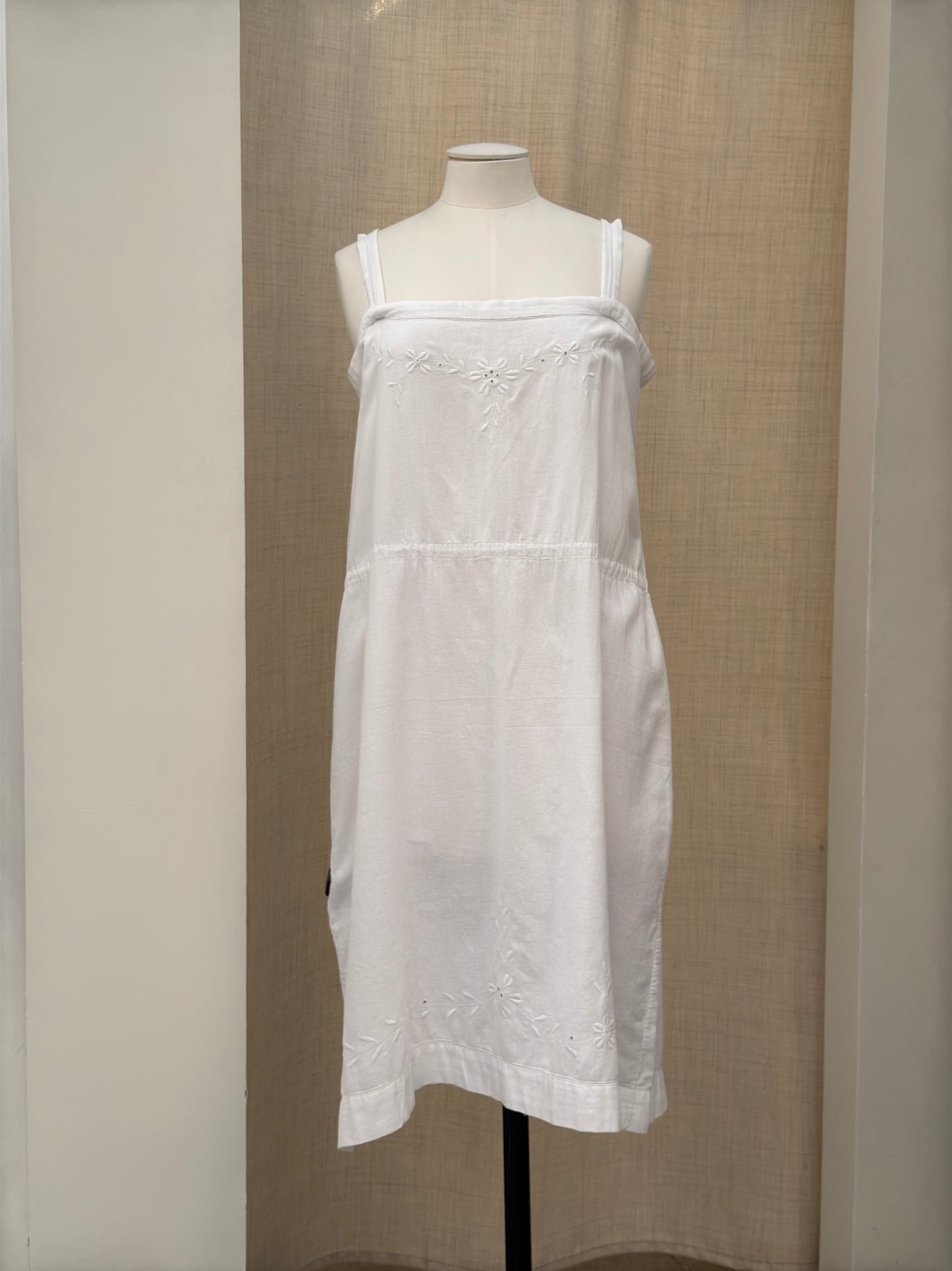 Vintage 100% cotton dress