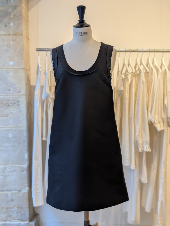 90's Armani sleeveless A-line dress size 36
